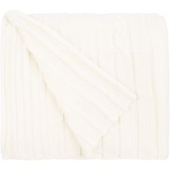 Плед нежного натурального оттенка со слегка обновленным классическим узором: фактурные косы разной длины плавно перетекают в ненавязчивые полосы и...