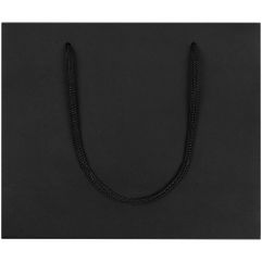 Пакет из бумаги Deep Black плотностью 150 г/м⊃2;. Выдерживает вес до 2 кг.