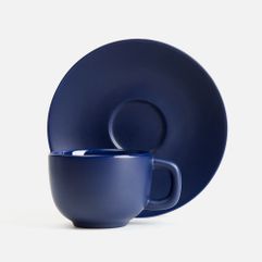 Матовая поверхность и глянцевая окантовка создают элегантный эффект — напиток кажется вкуснее, а каждое чаепитие превращается в эстетическое...