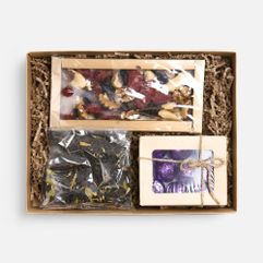 Иногда для счастья нужно совсем немного: тепло близких людей рядом и кружка теплого любимого напитка в руках для сладкого перерыва. Набор Quality Time...