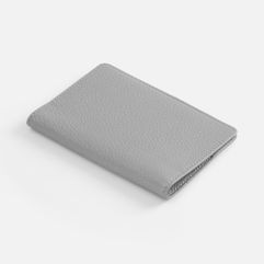 Коллекция личных аксессуаров Unison — идеальный деловой аккомпанемент на каждый день. Это лаконичные и функциональные изделия из натуральной кожи с...