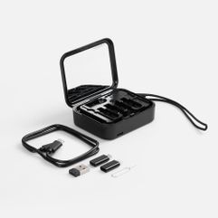 Rules — компактная станция для беспроводной зарядки, которая укомплектована набором переходников и аксессуарами для ухода за гаджетами.  Заряжать...