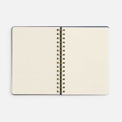 Ежедневник с гибкой обложкой. Блок недатированный, без календарной сетки:  Кол-во страниц — 160; Бумага — тонированная, плотность 80 г/м⊃2;; Пружина...