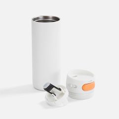 Специально спроектированная конструкция термостакана Andor со съемной кнопкой и отверстием для подвеса на крышке открывает простор для различных...