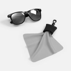 Удобная и практичная очищающая салфетка Specta — универсальное решение для бережного ухода за очками и различной техникой. Она подходит для всех типов...