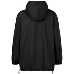 Дождевик-анорак с капюшоном и карманом на молнии спереди. Выполнен из ткани дюспо с матовой поверхностью — легкой, мягкой на ощупь, но устойчивой к...