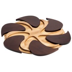 В наборе 6 костеров и подставка-поднос. Поставляются в белой картонной коробке. Бамбук — натуральный материал, поэтому допускается незначительное...