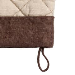 Одним из показателей класса ресторана является форма шеф-повара. Она должна быть из натуральных тканей и поддерживать стиль заведения. Показатель...