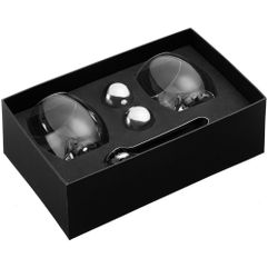 Набор Cool Orbs — стильный подарок для любителей виски. Охлаждающие шарики не тают, а значит, никогда не разбавят благородный напиток и не изменят его...