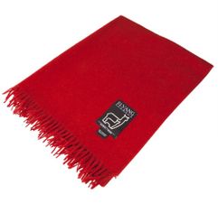 Красный шарф-палантин Classic датского бренда Elvang — яркий и теплый подарок на любой праздник. Фирменной чертой всех изделий Elvang является...