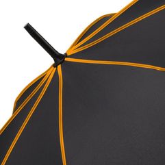 Зонт-полуавтомат Seam привлекает внимание яркими цветными полосами на куполе и комбинированной ручкой с покрытием софт-тач. Зонт снабжен системой...