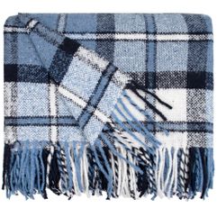 Поставляется в пакете с липким краем.