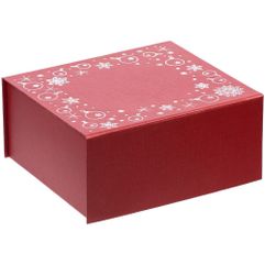 Коробка выполнена из переплетного картона, кашированного дизайнерской бумагой Classy Covers. На крышке выполнено тиснение голографической фольгой....