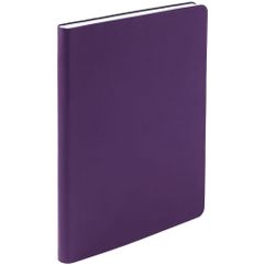 Ежедневник с гибкой обложкой, выполнен из материала Soft Touch, фиолетовый UU. Блок 985:  Кол-во страниц — 256 (без перфорации уголка); Бумага —...