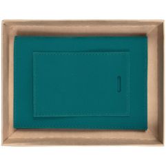 Персональные аксессуары — обложка для паспорта и чехол для пропуска — из приятного на ощупь материала, чтобы даже простые ежедневные действия...