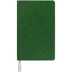 Ежедневник с гибкой обложкой, выполнен из материала Petrus, зеленый FF, дополнен серым ляссе с металлическим шильдом. <br/>Блок 951, без календарной...