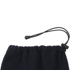 Шарф-шапка дополнена эластичным регулируемым шнурком. Бафф из флиса — незаменимый аксессуар в гардеробе в холодное время года.