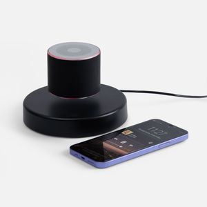 Левитирующая колонка Levitronic — инновационная разработка современных технологов. Благодаря действию электромагнитного поля колонка завораживающе...