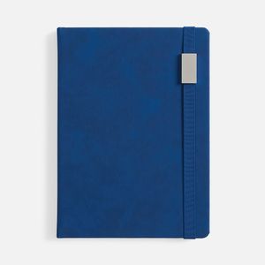 Ежедневник с твердой обложкой, выполнен из материала Nubuck Touch, темно-синий ХХ, дополнен ляссе темно-синего цвета. Блок 986, без информационного...