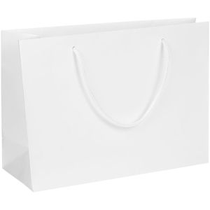 Пакет из бумаги Snow White Kraft плотностью 160 г/м⊃2;. Выдерживает вес до 2 кг.