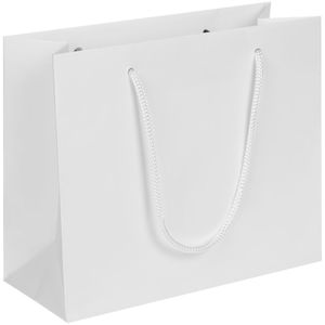 Пакет из бумаги Snow White Kraft плотностью 160 г/м⊃2;. Выдерживает вес до 2 кг.