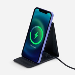 Kickstand — подставка для телефона c беспроводной зарядкой. Заряжать можно все смартфоны, поддерживающие технологию беспроводной зарядки Qi. Зарядка...