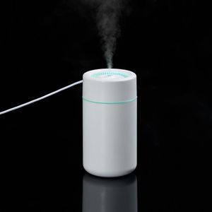 Настольный увлажнитель воздуха Suspiro насыщает влагой воздух в помещении, обеспечивая комфортную и здоровую среду в течение всего рабочего дня....