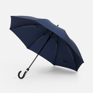 Rainzee — зонт-трость с большим куполом. Надежный и крепкий, он держит удар стихии, даря свободу шага и уверенность в каждом движении. ...
