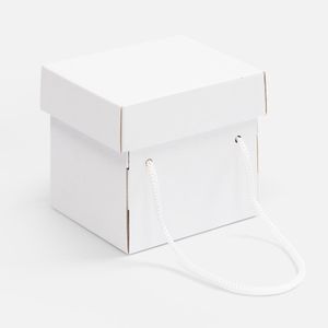 Компактная и лаконичная упаковка для кружки, сладких подарков или небольших сувениров. Самосборная коробка, поставляется в плоском виде. Длина одной...