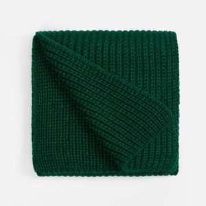 Мыс Нордкап в Норвегии — самая северная точка континентальной Европы, практически край света. Здесь зимой можно увидеть северное сияние, а летом...