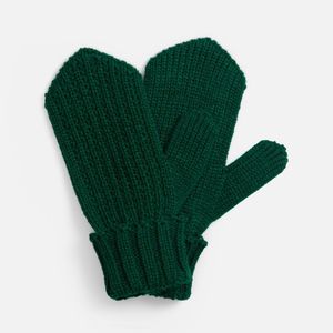 Мыс Нордкин в Норвегии — самая северная точка континентальной Европы, практически край света, где зимой можно увидеть северное сияние, а летом...