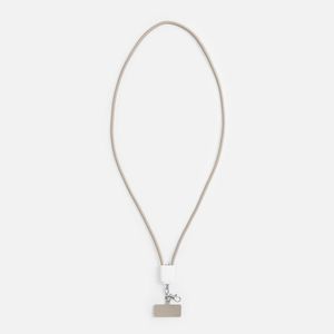 Кабель-ланьярд energyFlex Pro помогает не только удобно закрепить на нем смартфон в чехле, но и не остаться без провода в самый неподходящий момент....