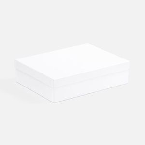 Коробка из переплетного картона, кашированная дизайнерской бумагой с тонкой текстурой Fabric Embosing Linen.