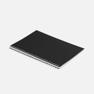 Блокнот формата А5 в клетку на пружине с цветной обложкой. Обложка из картона MyNotturno черного цвета, плотностью 300 г/м⊃2;. Блок из белой бумаги...