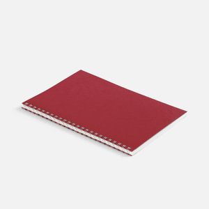 Блокнот формата А5 в клетку на пружине с цветной обложкой. Обложка из картона Macedonia красного цвета плотностью 260 г/м⊃2;. Блок из белой бумаги...