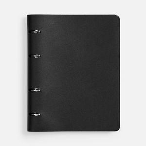 Ежедневник со съемным блоком на кольцах. Блок недатированный, без календарной сетки:  Кол-во страниц — 192; Бумага — тонированная, плотность 80...