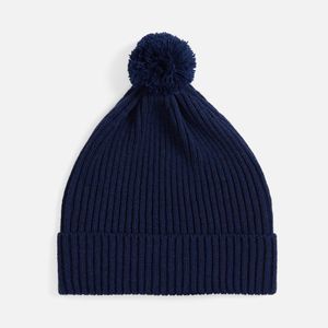 Коллекция вязаных аксессуров Catch Match — это своеобразный конструктор для зимней капсулы, где все элементы подходят друг другу по цвету и стилю. Это...