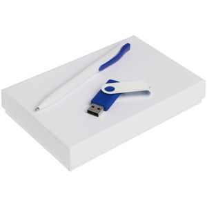 В набор входят: флешка Twist Color, синяя с белым, 8 Гб; ручка шариковая Pin, белая с синим.Набор упакован в подарочную коробку.Срок сборки набора —...
