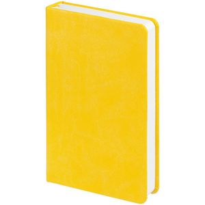 Блокнот с твердой обложкой, выполнен из материала Latte, желтого цвета КК, дополнен ляссе в цвет обложки. <br/>Блок 276 в линейку: Кол-во страниц —...