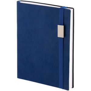 Ежедневник с гибкой обложкой, выполнен из материала Brand Royal, синий НН, дополнен резинкой шириной 1 см с металлическим шильдом, капталом и ляссе...