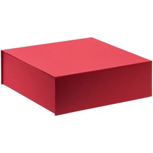 Коробка изготовлена из переплетного картона 1,5 мм, кашированного дизайнерской бумагой Сurious. Крышка на магните.