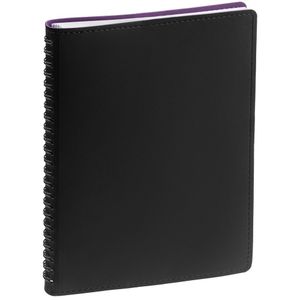 Ежедневник с гибкой обложкой, выполнен из материалов Soft Touch, черный АА и Nice touch, фиолетовый UU.<br/>Блок без календарной сетки:Кол-во страниц...