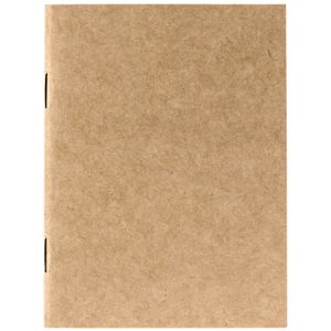 Блокнот на скрепке с обложкой из картона Natural Kraft плотностью 215 г/м². В блоке 32 листа без линовки из бумаги плотностью 70 г/м².