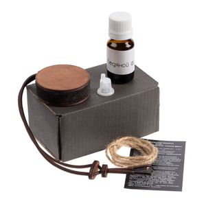 Стильный ароматизатор-подвеска Sentir из натурального дерева станет настоящим украшением автомобильного салона и на долгое время наполнит его приятным...