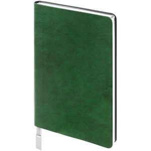 Ежедневник с гибкой обложкой, выполнен из материала Petrus, зеленый FF, дополнен серым ляссе с металлическим шильдом. <br/>Блок 951, без календарной...