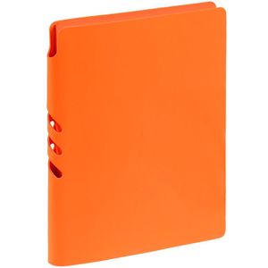 Гибкая обложка выполнена из материала Soft Touch, оранжевый OO. Внутри корешка — специальное место для крепления ручки размером до 15х0,9 см....
