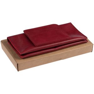 Стильные и удобные аксессуары из натуральной кожи, которые точно пригодятся в путешествии: органайзер для билетов и документов и миниатюрный кошелек...