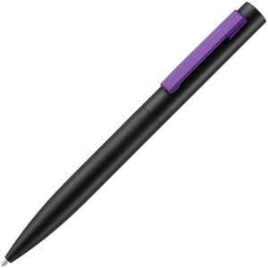 Стильная металлическая ручка Inkolor в матовом черном корпусе с цветным клипом. Механизм ручки: поворотный. Корпус ручки разбирается, стержень легко...