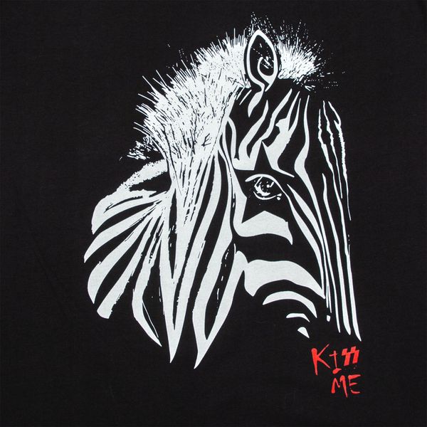 Kiss me