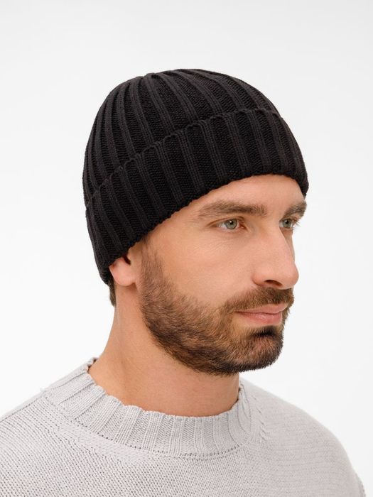 Шапка Faculty, черная